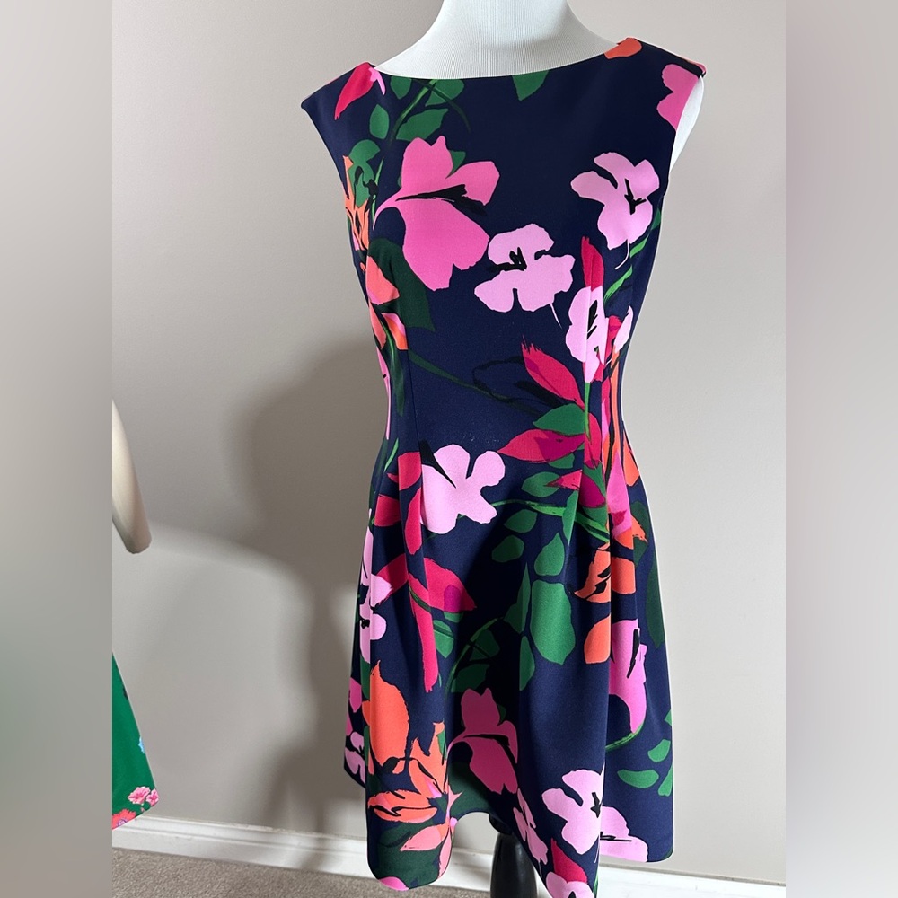 Vince Camuto Bold Floral A-Line Dress | Size 12 | Pockets!
